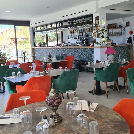 캠프장 Au Petit Paradis Saint-Raphaël