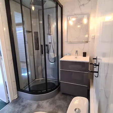 Camping Au Petit Paradis *